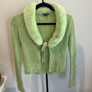 Green fur top with long sleeve